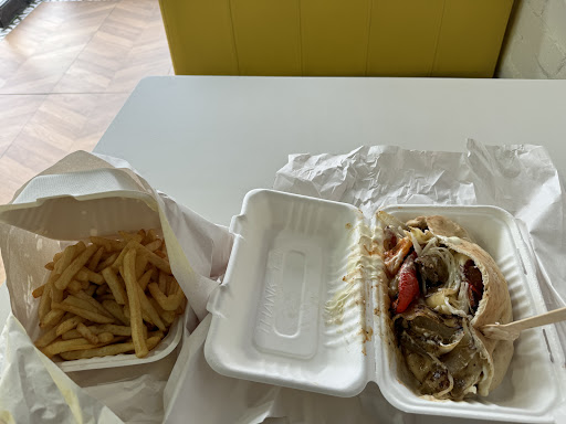 Photo of Supreme Grill Mitcham - 130 Morden Rd, Mitcham CR4 4DB